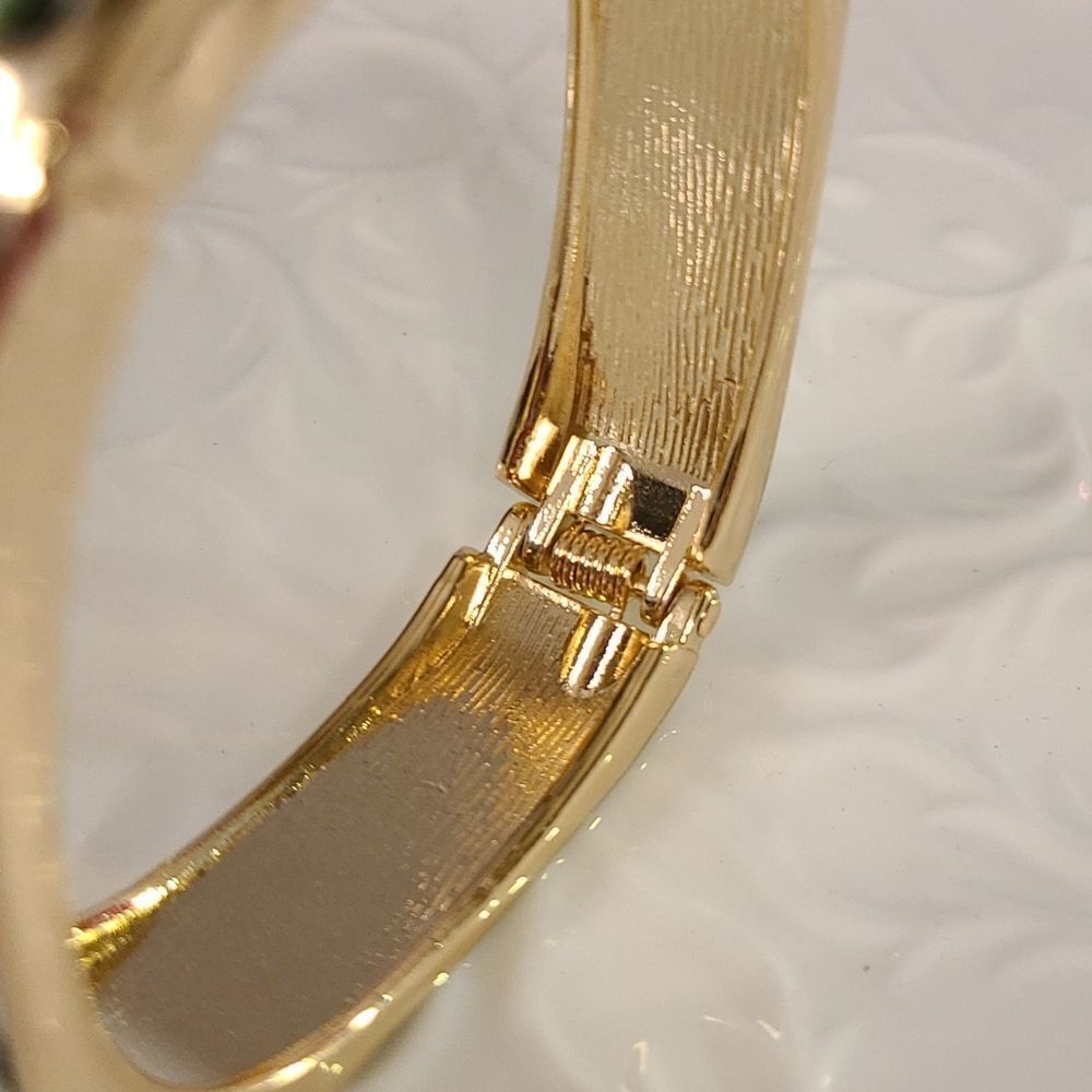 Square Clamp Bangle - Picture 13 of 16